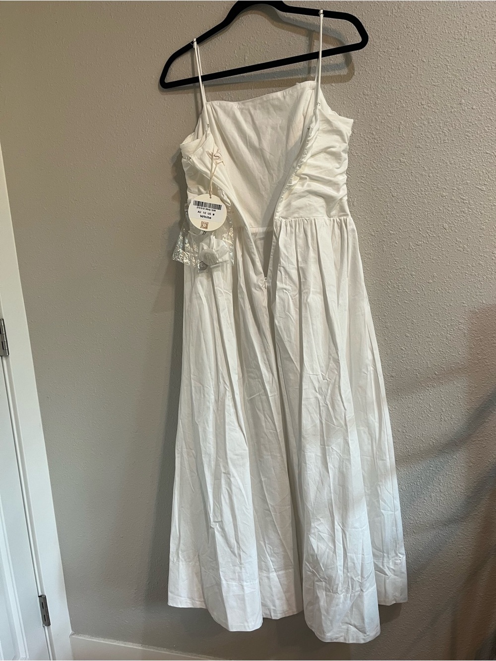 White midi summer dress - Picture 4 of 7